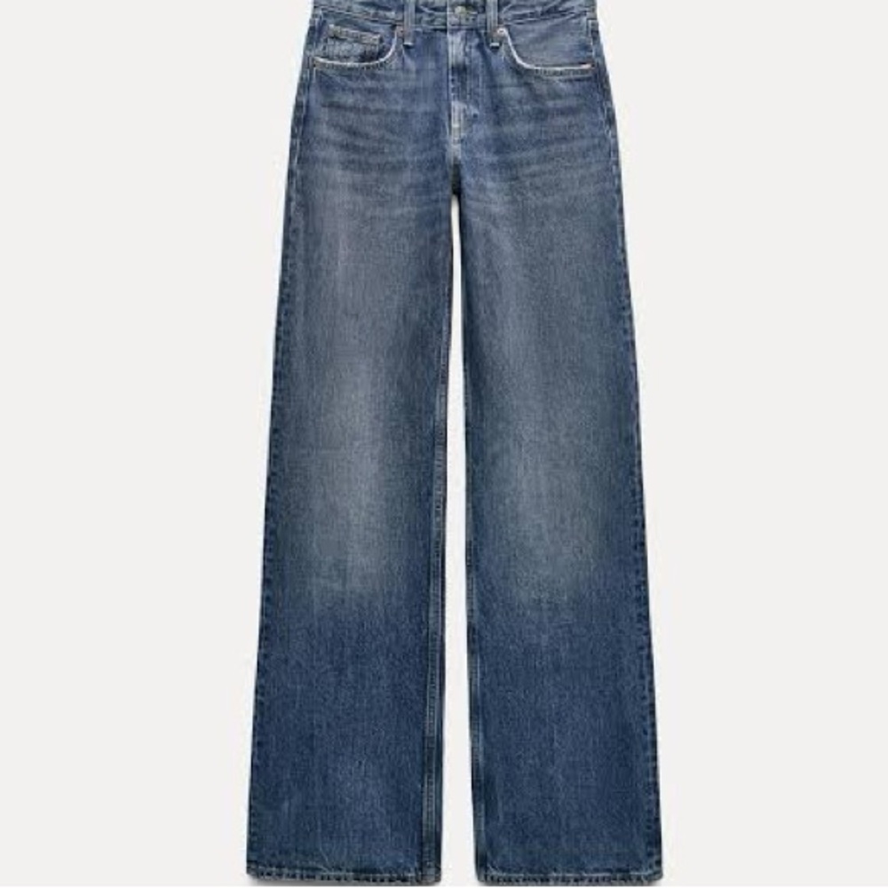 NWOT ZARA High-Rise Wide Leg Jeans (Medium Wash)